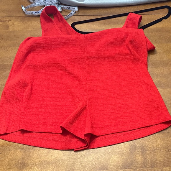 Emery Rose Chic Red Sleeveless Romper - Picture 7 of 9